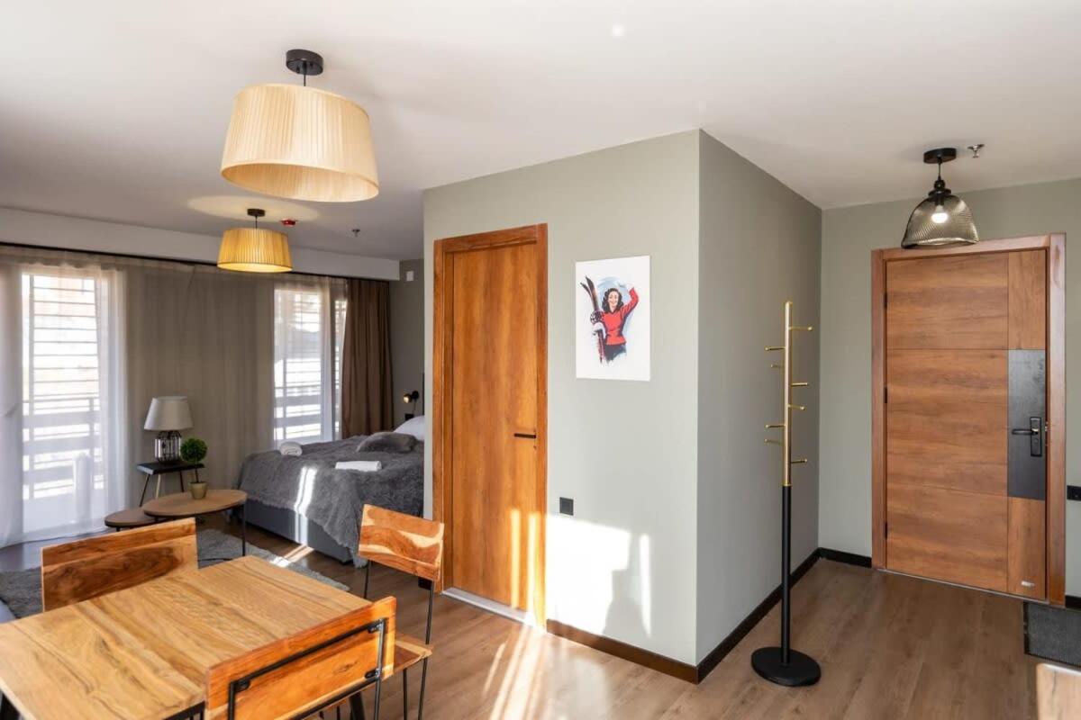 Super Stylish And Cozy 2 Bedroom 4Or6 People Apartment In Key Location In Marshall Gudauri Project Ski Resort Экстерьер фото
